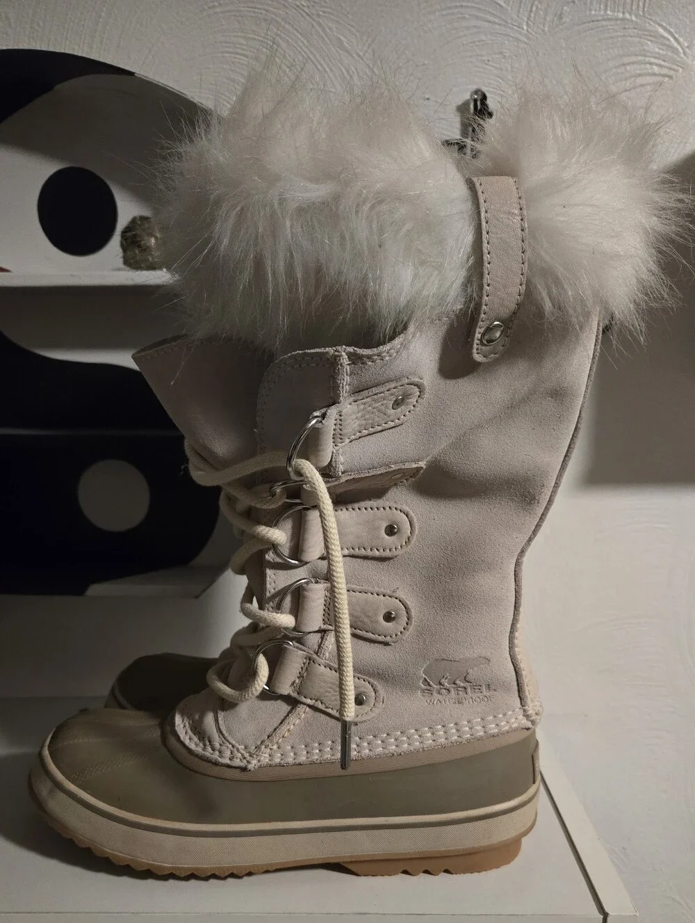SOREL Women’s Winter Lace-Up Snow Boots with Faux Fur Trim - Cream/Tan